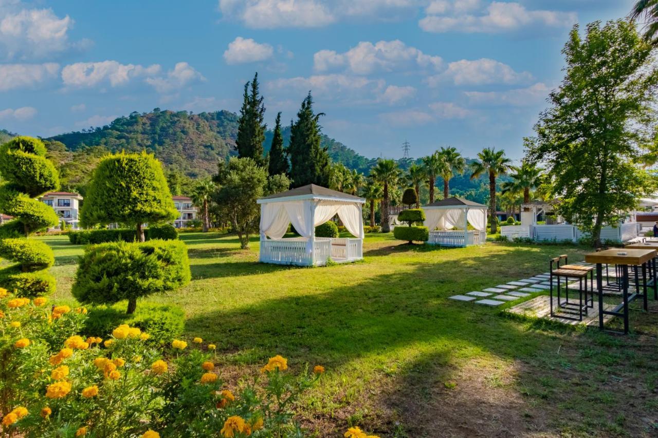 היסרונו Fortezza Beach Resort מראה חיצוני תמונה