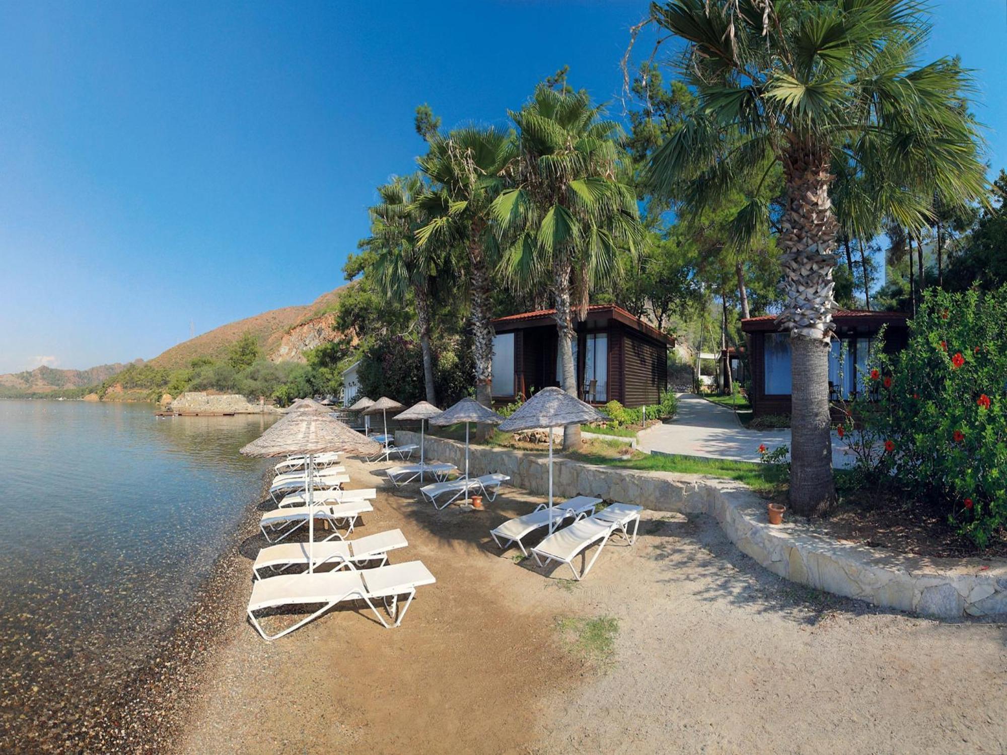היסרונו Fortezza Beach Resort מראה חיצוני תמונה